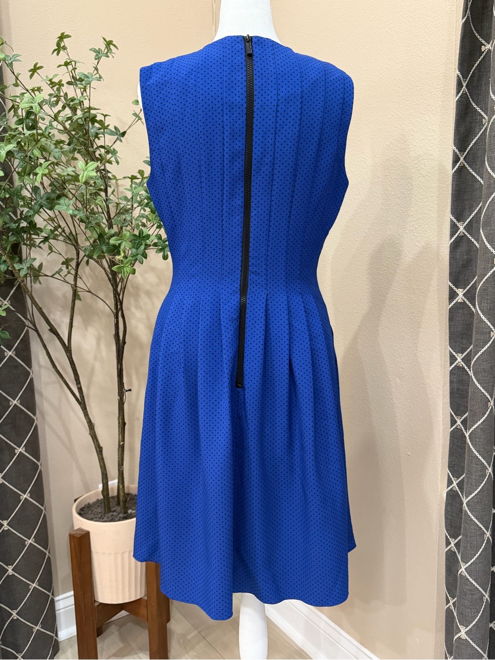 ANNE KLEIN Pin Dot Sculpted Fit & Flare Pocket Dress Size 6 - Picture 7 of 9